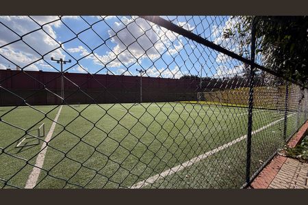 Casa de condomínio à venda com 160m², 4 quartos e 2 vagas Casa de condomínio à venda com 160m², 4 quartos e 2 vagasQuadra Esportiva