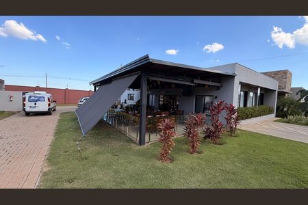 Casa de condomínio à venda com 160m², 4 quartos e 2 vagas Casa de condomínio à venda com 160m², 4 quartos e 2 vagasPadaria