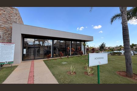 Casa de condomínio à venda com 160m², 4 quartos e 2 vagas Casa de condomínio à venda com 160m², 4 quartos e 2 vagasAcademia