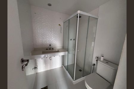Apartamento à venda com 66m², 2 quartos e 2 vagasBanheiro