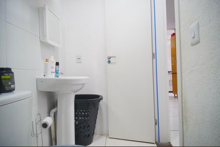 Apartamento para alugar com 42m², 2 quartos e 2 vagasBanheiro