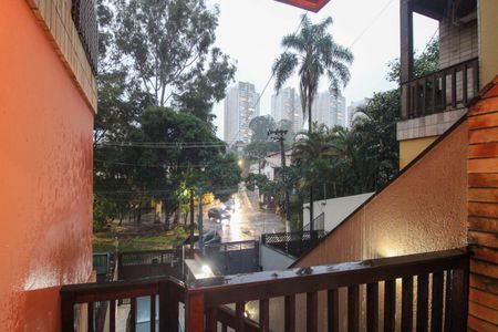 Casa para alugar com 95m², 2 quartos e 2 vagas Casa para alugar com 95m², 2 quartos e 2 vagasVaranda Sala