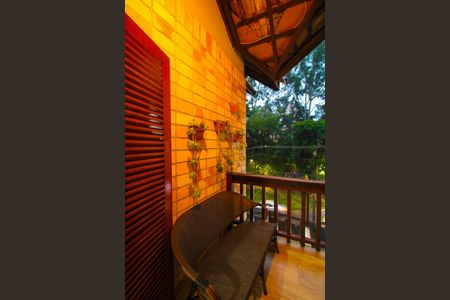 Casa para alugar com 95m², 2 quartos e 2 vagas Casa para alugar com 95m², 2 quartos e 2 vagasVaranda Suíte 1