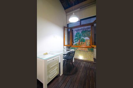 Casa para alugar com 95m², 2 quartos e 2 vagas Casa para alugar com 95m², 2 quartos e 2 vagasSuíte 2