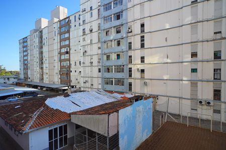 Sala_Vista  de apartamento para alugar com 1 quarto, 37m² em Humaitá, Porto Alegre