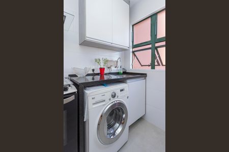 Apartamento à venda com 69m², 3 quartos e 1 vagaÁrea de Serviço