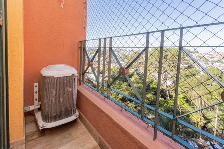 Apartamento à venda com 69m², 3 quartos e 1 vagaSacada