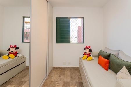 Apartamento à venda com 69m², 3 quartos e 1 vagaQuarto 2