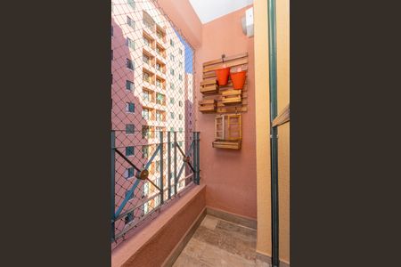Apartamento à venda com 69m², 3 quartos e 1 vagaSacada