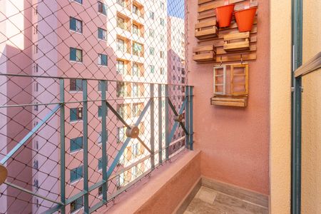 Apartamento à venda com 69m², 3 quartos e 1 vagaSacada