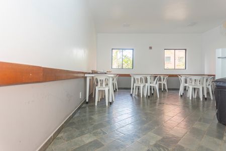 Apartamento à venda com 69m², 3 quartos e 1 vagaÁrea comum - Salão de festas