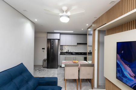 Sala  de apartamento à venda com 2 quartos, 42m² em Vila Sabrina, São Paulo