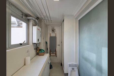 Apartamento à venda com 110m², 3 quartos e 1 vagaÁrea de Serviço