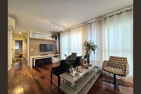 Sala de apartamento à venda com 3 quartos, 110m² em Indianópolis, São Paulo