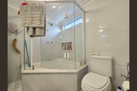 Apartamento à venda com 110m², 3 quartos e 1 vagaBanheiro da Suíte