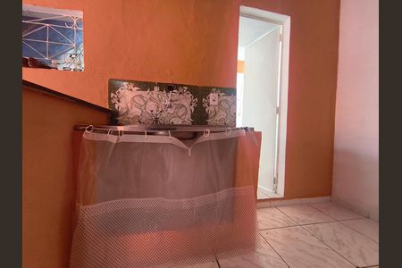Casa para alugar com 48m², 2 quartos e sem vaga