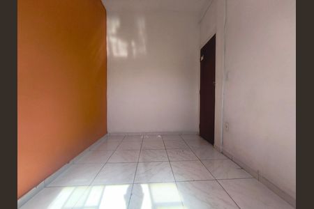 Casa para alugar com 48m², 2 quartos e sem vaga