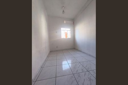 Casa para alugar com 48m², 2 quartos e sem vaga