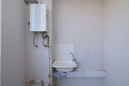 Área de Serviço de apartamento para alugar com 2 quartos, 50m² em Jardim de Mônaco, Hortolândia