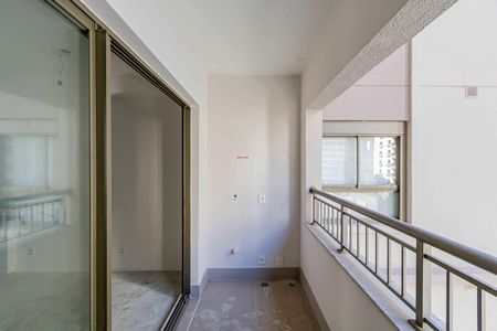 Varanda de kitnet/studio à venda com 1 quarto, 23m² em Pompeia, São Paulo