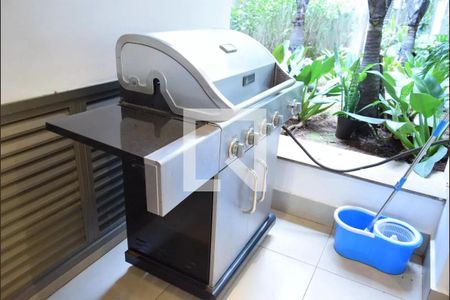Studio para alugar com 43m², 1 quarto e 1 vaga Studio para alugar com 43m², 1 quarto e 1 vagaÁrea comum - Churrasqueira