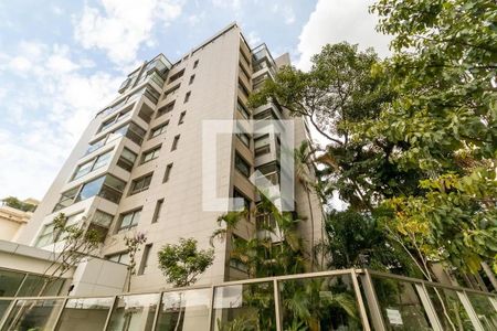 Studio para alugar com 43m², 1 quarto e 1 vaga Studio para alugar com 43m², 1 quarto e 1 vagaFachada