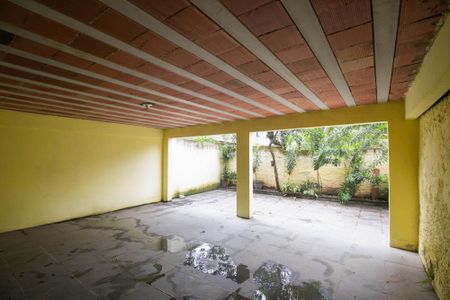 Quintal de casa para alugar com 3 quartos, 90m² em Rocha, São Gonçalo