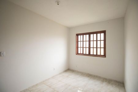 Quarto 1 de casa para alugar com 3 quartos, 90m² em Rocha, São Gonçalo