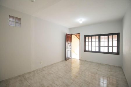 Casa para alugar com 3 quartos, 90m² em Rocha, São Gonçalo