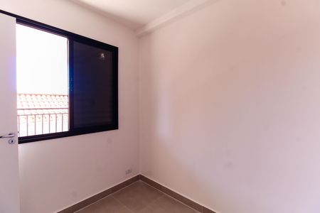 Quarto 2 de apartamento para alugar com 2 quartos, 40m² em Vila Canero, São Paulo