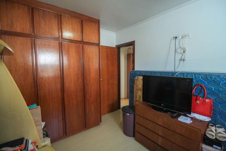 Casa de condomínio à venda com 225m², 3 quartos e 4 vagas