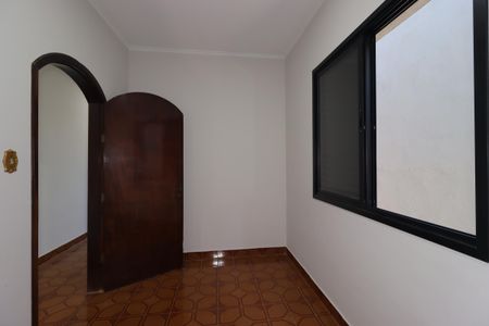 Casa à venda com 164m², 3 quartos e 2 vagasQuarto 2