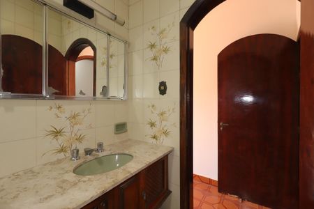 Casa à venda com 164m², 3 quartos e 2 vagasBanheiro da Suíte