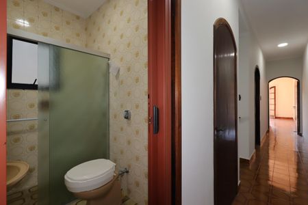Casa à venda com 164m², 3 quartos e 2 vagasCorredor primeiro piso