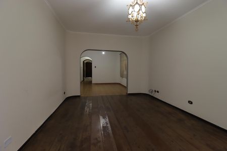 Casa à venda com 164m², 3 quartos e 2 vagasSala