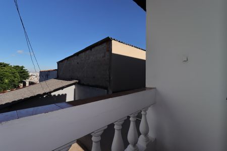 Casa à venda com 164m², 3 quartos e 2 vagasSacada do Quarto 1