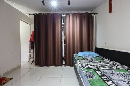 Casa à venda com 100m², 3 quartos e 2 vagas Casa à venda com 100m², 3 quartos e 2 vagasSuíte