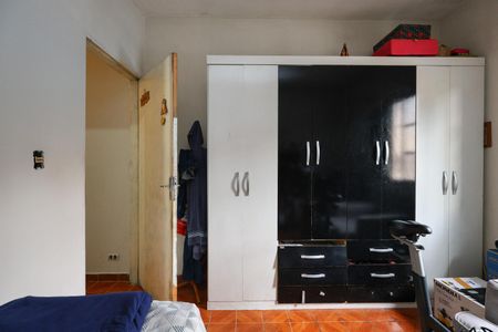 Casa à venda com 100m², 3 quartos e 2 vagas Casa à venda com 100m², 3 quartos e 2 vagasQuarto 2