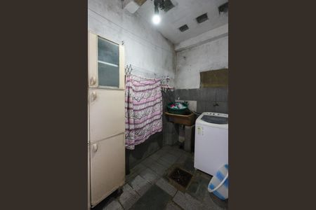 Casa à venda com 100m², 3 quartos e 2 vagas Casa à venda com 100m², 3 quartos e 2 vagasÁrea de Serviço