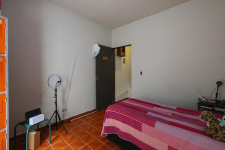 Casa à venda com 100m², 3 quartos e 2 vagas Casa à venda com 100m², 3 quartos e 2 vagasQuarto 1