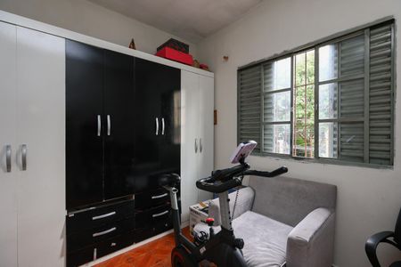 Casa à venda com 100m², 3 quartos e 2 vagas Casa à venda com 100m², 3 quartos e 2 vagasQuarto 2