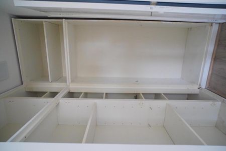 Apartamento à venda com 98m², 2 quartos e sem vaga Apartamento à venda com 98m², 2 quartos e sem vagaCloset