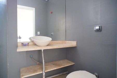 Apartamento à venda com 98m², 2 quartos e sem vaga Apartamento à venda com 98m², 2 quartos e sem vagaBanheiro suíte