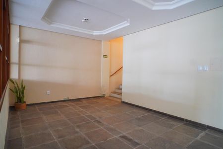 Apartamento à venda com 98m², 2 quartos e sem vaga Apartamento à venda com 98m², 2 quartos e sem vagaHall de entrada