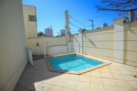 Casa de condomínio à venda com 200m², 3 quartos e 4 vagas