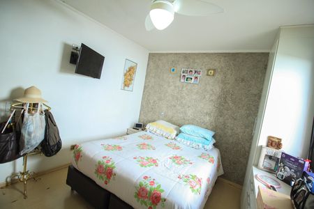Casa de condomínio à venda com 200m², 3 quartos e 4 vagas