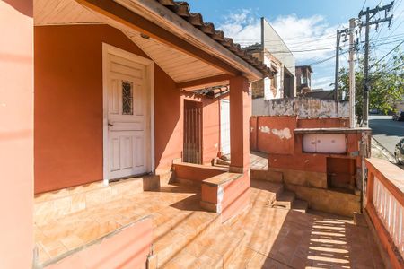 Casa para alugar com 645m², 4 quartos e 2 vagas Casa para alugar com 645m², 4 quartos e 2 vagasEntrada