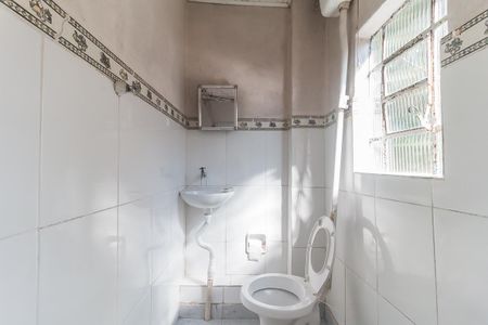 Casa para alugar com 645m², 4 quartos e 2 vagas Casa para alugar com 645m², 4 quartos e 2 vagasBanheiro 2