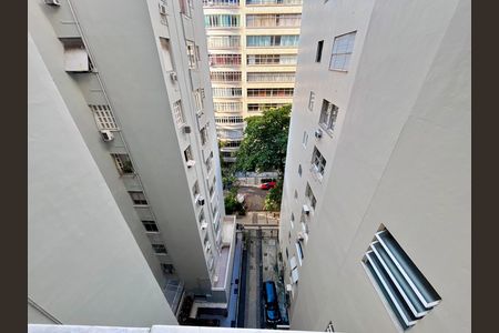 Apartamento para alugar com 200m², 3 quartos e sem vaga