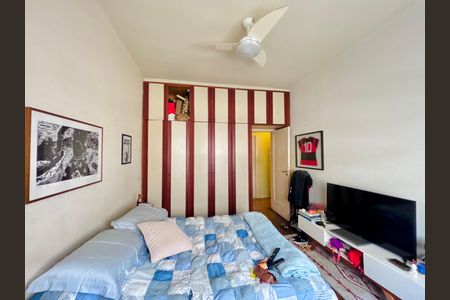 Apartamento para alugar com 200m², 3 quartos e sem vaga